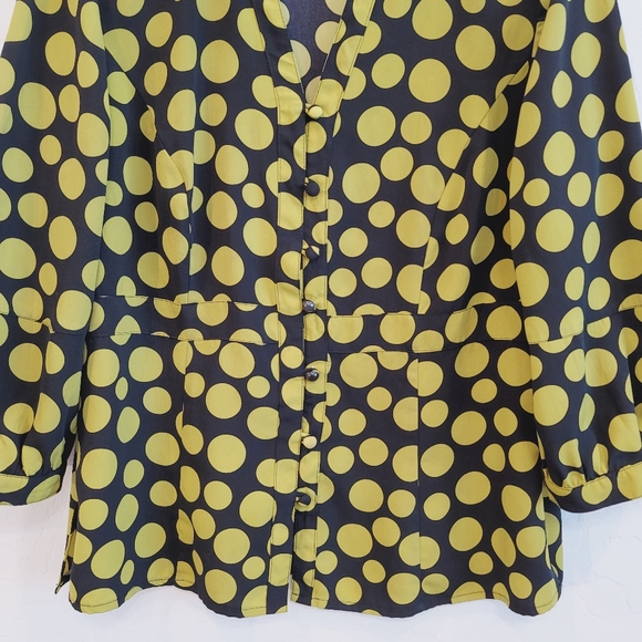 💕 Naomi Black & Mustard Polka Dots Button Front Blouse Top Women's Size Medium - Picture 6 of 11
